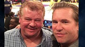 Mark Kilmer's Instagram, Twitter & Facebook