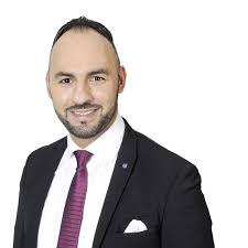 Send quick videos when calendars won't line up and you don't have time to type a wall of text. Karim Dabbaj Vermogensberater In Liederbach Am Taunus