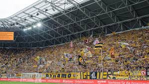Tipico gives odds of 1.65 for a win for hsv, 4.00 for a draw and 5.00 for a win for dynamos. Nicht Genug Polizei Dresden Gegen Hsv Abgesagt