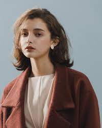 不是人間最美 卻列仙女級別 這妹子有仙氣 除了小罩杯其他都ok 有點缺陷更添韻味 1 おしゃれまとめの人気アイデア pinterest panika 2020 ヘアスタイリング 外国人 モデル 写真撮影のポーズ