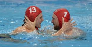 Igazi büszkeségek címmel startolt a magyar olimpiai bizottság és a pöttyös országos szurkolói programja. Vizilabda Eb Europa Bajnok A Magyar Ferfi Vizilabda Valogatott Alon Hu