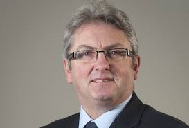 Minister defends zero-hours contracts