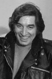 Retrata los inicios de la carrera musical del artista sandro también conocido como el gitano llegando a su época dorada, do. 20 Sandro De America Ideas Sandro Music Express Celebrities