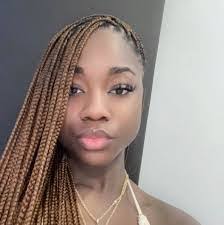 Shaniqua Ellis's Instagram, Twitter & Facebook