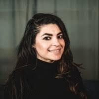 Elaine Barraza's Instagram, Twitter & Facebook