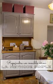 (meuble il y a un truc qui fonctionne pas mal: Peindre Un Meuble Verni La Solution Simple Et Rapide