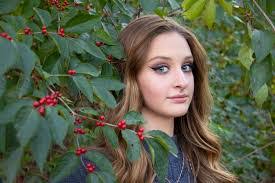 Jan Trout's Instagram, Twitter & Facebook