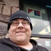 40+ "Moderie" profiles