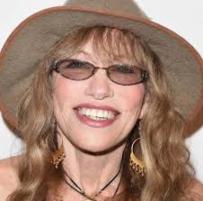 Happy 82nd Birthday, Carly Simon (born June 25, 1943). 📷 by Ed Caraeff,  London.
