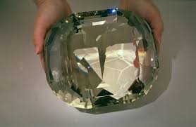 A Gemstone Is A Piece Of Mineral Or Fancy Stone That Is Used To Make Jewelry And Other Decorative Arts Hu Stones And Crystals Gemstones Minerals And Gemstones