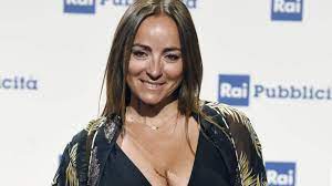 È cresciuta in una comunità hippy in india. Camila Raznovich Eta Altezza Peso Ex Marito Ex Compagno Le Figlie