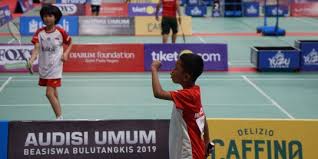 Pegangan ini hampir sama dengan posisi tangan. Kpai Soal Audisi Bulutangkis Kalau Semua Brand Djarum Diturunkan Itu Selesai Merdeka Com