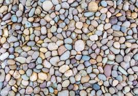 Harga dari batu gravel bervariasi mengikuti warna dan kualitas batu gravel itu sendiri. Batu Kerikil Taman
