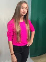 Iuliana beregoi, adolescenta fenomen de la „next star, lansează videoclipul piesei moș crăciun cu dreaduri albe, compusă de. 16 Iuliana Beregoi Ideas CelebritÄƒÈ›i CantÄƒreÈ›i Vedete