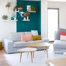 Si vous avez envie d'un style vintage, il se mélange également bien avec des meubles des. Salon Bleu Canard Idees Peinture Et Deco Bleu Canard A Copier Cote Maison