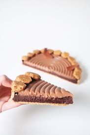 Tarte Au Chocolat Noir Et Lait Streusel Noisette Recette Olivia Patisse Tarte Au Chocolat Truffes Au Chocolat Tarte Au Chocolat Noir