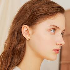 Ohrringe aus Sterlingsilber mit gelbgoldenem Opal