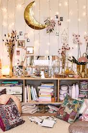 The pros at hgtv share decorating ideas and design inspiration for kitchens, bathrooms, bedrooms, living rooms, dining rooms and more hgtv magazine shows you a remarkable comeback. Interiors Archives Page 16 Of 173 Daily Dream Decor