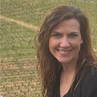 200+ perfiles de «Secula»