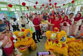 2 penghidap penyakit strok dan selebihnya warga emas yang berumur dalam bayaran pendaftaran untuk penjagaan adalah rm 100, rm 800 untuk bayaran jagaan bulanan. Siti Hasmah Puji Usaha Tubuh Pusat Jagaan Harian Warga Emas