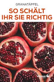 So Esst Ihr Einen Granatapfel Und Die Kuche Bleibt Sauber Granatapfel Lebensmittel Essen Essen Und Trinken
