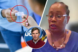 Jewish family throws 'bark' mitzvah for 13-year-old dog (Video)