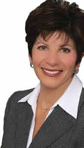 Ashley Sohl's Instagram, Twitter & Facebook