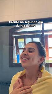 Poder ir junto com os noivos para a lua de mel