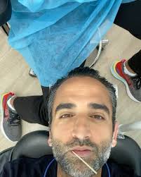 Look who finally showed up in my office. 🤟🏼🎤🎸 Thanks to  @machinegunkelly for getting excited about my name