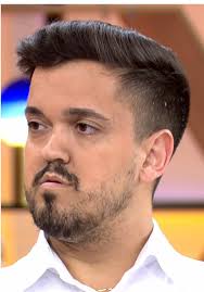 Pepi se disculpa con Jonathan por su ausencia en la boda