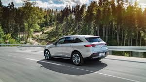 Mercedes Eqc 400 4matic 2019 2020 Price And Specifications Ev Database