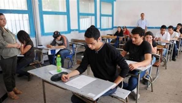 غياب 8 طلاب في ثاني أيام امتحانات الثانوية العامة بالوادي الجديد - بوابة الشروق - نسخة الموبايل