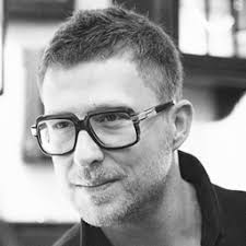 Alexander Turovski's Instagram, Twitter & Facebook