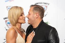 Doch die drogenprobleme kamen wieder. Willi Jasmin Herren Geniessen Nach Trennung Quarantane Sex Promiflash De