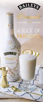 For A Refreshingly Light Tasting Drink Look No Further Than The Beach Bound Cocktail Whether You Re Hanging Out With Frie Drinks Baileys Almande Yummy Drinks