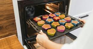 Berama lama dan suhu berapa memanggang ikan di oven kirin : 5 Cara Tepat Memanggang Kue Popmama Com