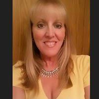 Cara's House: A Novel about the Blessings of Growing Older by Annie Katz