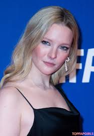 Morfydd Clark Nude OnlyFans Leaked Photo 9 TopFapGirlssexiezpix Web Porn