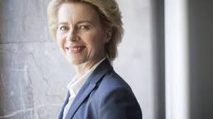 Ursula von der leyen è iscritta alla cdu dal 1990, la sua carriera politica è iniziata nel 2001, a 43 anni, con un incarico presso la regione di hannover. Ursula Von Der Leyen Ihre Sieben Kinder Unterstutzen Sie