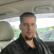 Are #TomCruise and #AnadeArmas Hollywood's hottest new couple?👀 The 'Top  Gun' actor and 'Blonde' actress sparked romance rumors. What we know at the  link in the comments ⬇️⁠ (📷: Getty)