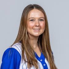 Lauren Enright's Instagram, Twitter & Facebook