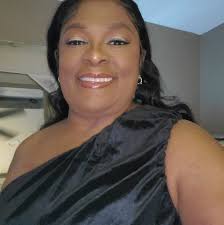 What is the best place to hold a weekend family reunion within 3 hours?