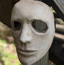 I always forget I did this. @flanaganfilm reminded me by posting a shot of  the real deal! I made this replica several years back just because. I think  I only ever made