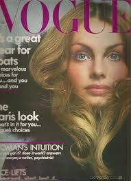 Vogue September 1971 The Fall Collections-Shrimpton-Helmut Newton-Edith  Wharton