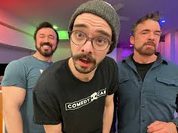 We're back! 2024 kicks off with comedian Dan Cass @dankkass getting hot and  bothered over all the recent comedy giant's streaming specials that were  more bemusing than amusing. When it feels like