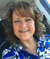 Beth Plemmons's Instagram, Twitter & Facebook