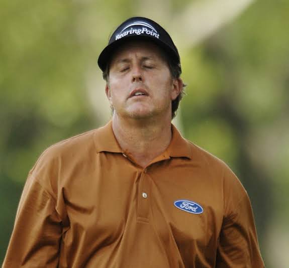 Phil Mickelson expelled for a physical contact