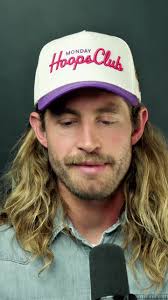 The Power of Kindness: Sharing Light and Connection