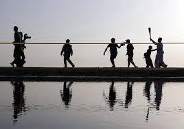 Shortly before the event began, malaysian police ushered a japanese family away from the starting point. Olympic Torch Relay Takes Detour As Diving Test Event Opens In Tokyo Daily Sabah