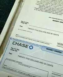 Para llenar un money order de western union debe solicitar un formato y poner todos los datos requeridos, como nombre de quien envia, y a quien le envia el dinero. What Is The Correct Way Of Filling Out A Chase Money Order Quora